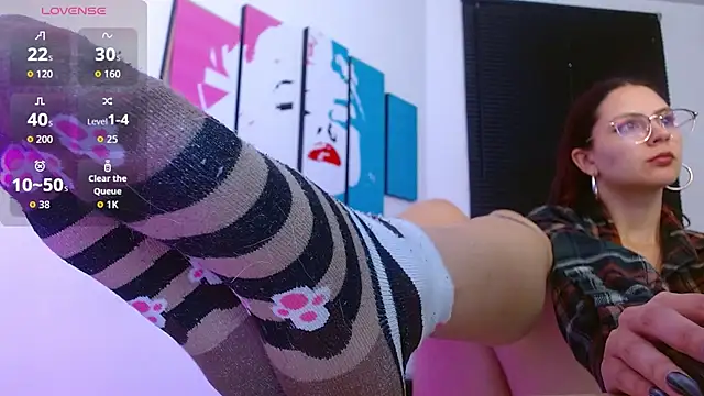 AlanaGarcia19 online show from October 27, 11:39 am