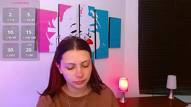 Snapshot of AlanaGarcia19 chatting on October 20, 11:24 am AlanaGarcia19 online show from October 20, 11:24 am
