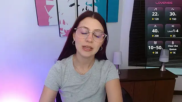 Snapshot of AlanaGarcia19 chatting on September 26, 2:36 pm AlanaGarcia19 online show from September 26, 2:36 pm