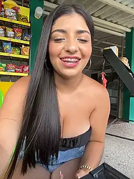 Isaa-Sweet online show from March 26, 3:36 pm