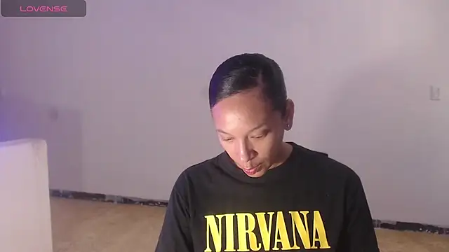 DonnaDidiamantti online show from November 10, 8:37 pm