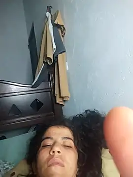 Snapshot of lucerocutte chatting on October 5, 5:34 am lucerocutte online show from October 5, 5:34 am