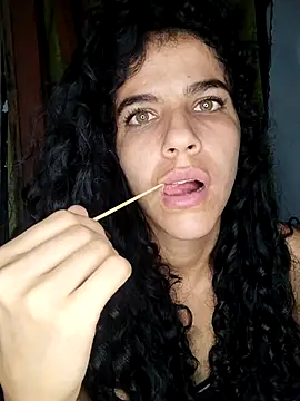 lucerocutte online show from December 16, 2:39 am