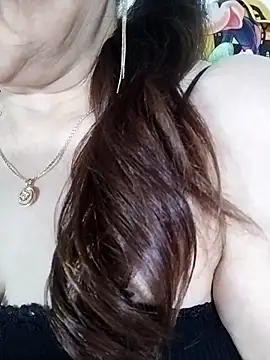 Snapshot of LisaaSEXXY chatting on September 8, 2:27 pm LisaaSEXXY online show from September 8, 2:27 pm