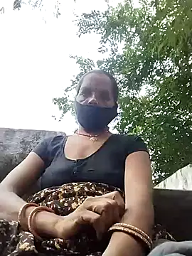 Snapshot of Sexi_savita chatting on September 17, 8:01 am Sexi savita online show from September 17, 8:01 am