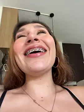Snapshot of Isa_Villamarin chatting on October 9, 4:33 pm Isa Villamarin online show from October 9, 4:33 pm