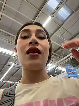 Snapshot of Isa_Villamarin chatting on October 15, 3:03 pm Isa Villamarin online show from October 15, 3:03 pm