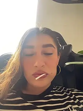 Snapshot of Isa_Villamarin chatting on October 17, 3:15 pm Isa Villamarin online show from October 17, 3:15 pm