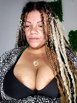 Eva Luxei online show from February 4, 7:00 am