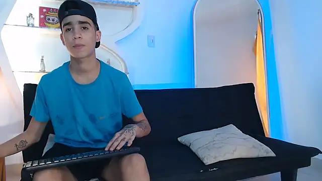 THREE GUYS HOT online show from October 12, 8:22 pm