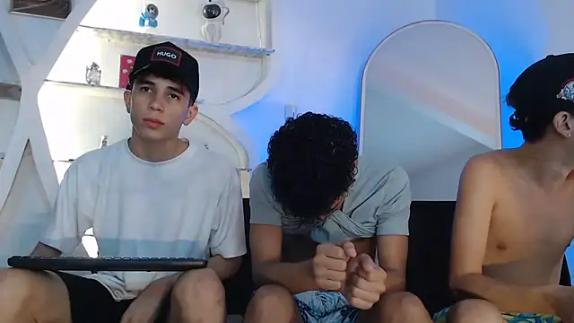 THREE GUYS HOT online show from October 1, 7:41 pm