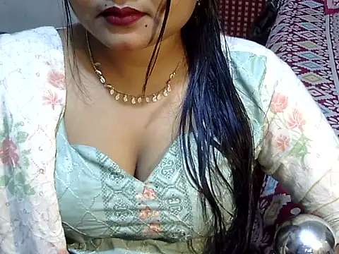 Nusrat Faria07 online show from October 21, 7:51 pm