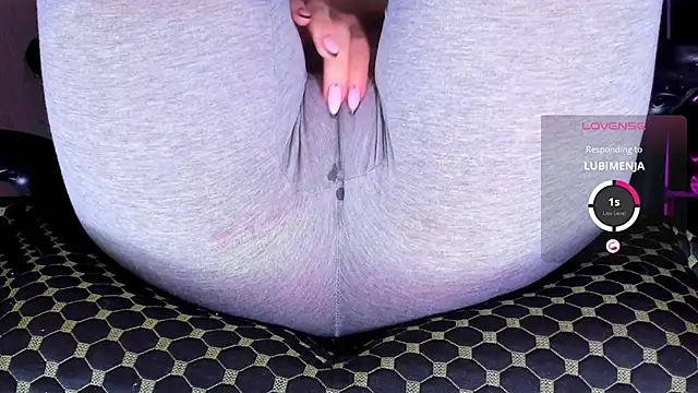 Cameltoe squirt inPants online show from November 15, 3:13 pm