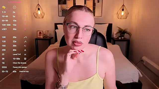 Lexi terele online show from November 22, 7:00 am