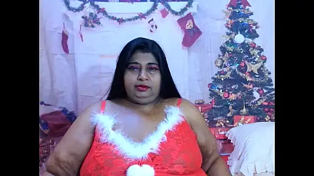indianhoney694u online show from December 15, 5:01 am
