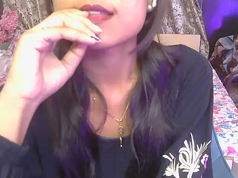 hoty-priya online show from March 21, 8:19 am