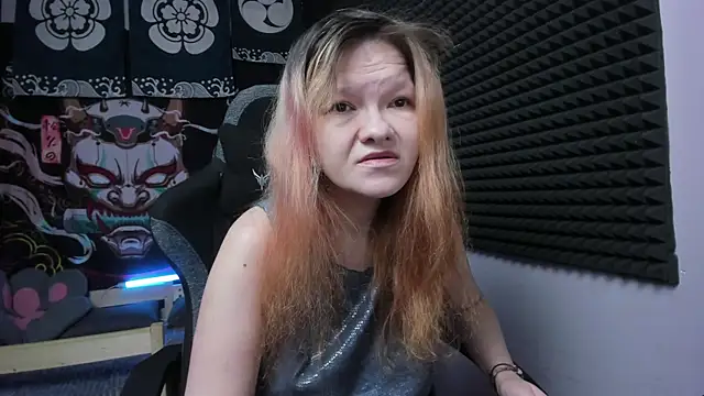 Nora lovvvv online show from September 23, 10:46 am