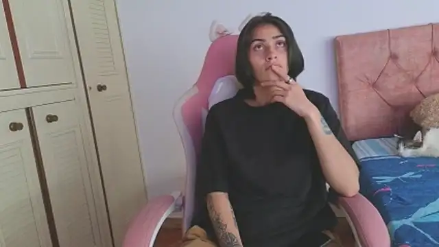 Crystal Star  online show from October 30, 6:09 pm