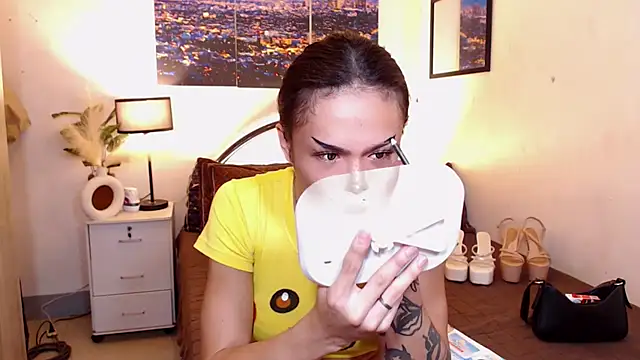 WILDROXIE online show from September 8, 10:42 pm