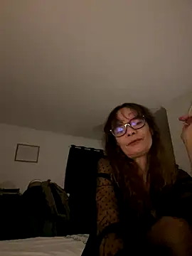 Snapshot of Chris06d22@xh chatting on October 18, 7:37 pm Chris06d22xh online show from October 18, 7:37 pm