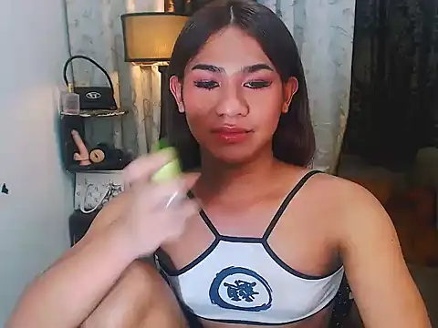 Snapshot of asianlatina69 chatting on September 16, 3:53 pm asianlatina69 online show from September 16, 3:53 pm