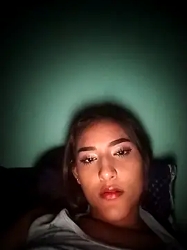 emilyvalencia 1 online show from March 25, 6:38 am