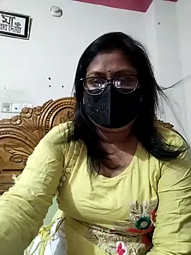 Snapshot of Ayat-3 chatting on October 14, 8:33 pm Ayat-3 online show from October 14, 8:33 pm