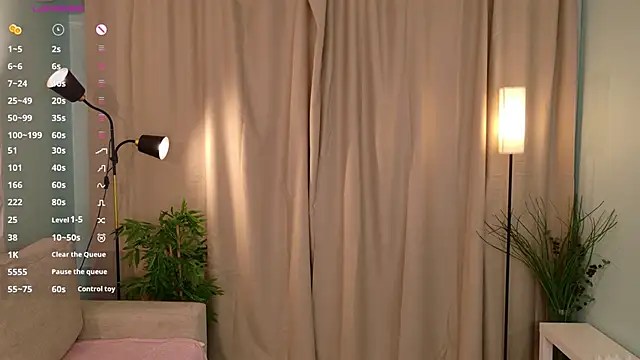 lisabaus online show from November 23, 7:21 am