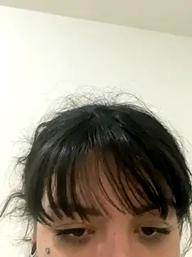 agathahoty online show from December 3, 8:44 pm