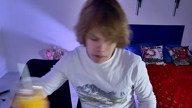 Bonnie And C1yde online show from January 12, 2:33 pm