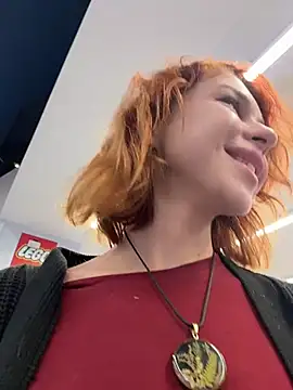 Snapshot of RosieSecret chatting on September 25, 7:18 am RosieSecret online show from September 25, 7:18 am