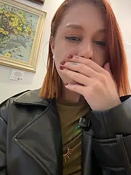 RosieSecret online show from May 4, 8:18 am