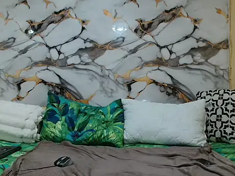 BrownSugarX02 online show from April 9, 2:11 pm