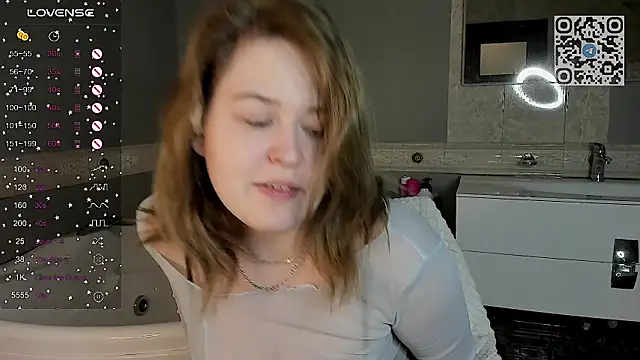 HelenHartt online show from April 9, 8:31 am