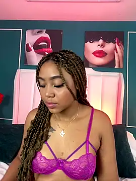 Snapshot of AngelaRoberts chatting on October 9, 4:11 pm AngelaRoberts online show from October 9, 4:11 pm