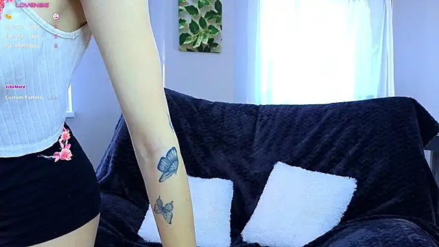 NyxaThorn online show from September 21, 2:38 pm