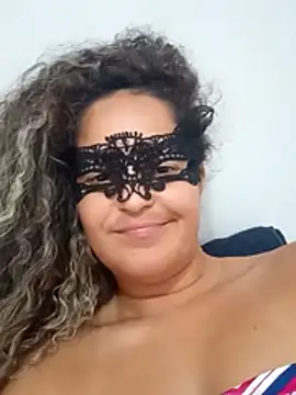 RaphinhaSanches online show from November 17, 7:03 pm