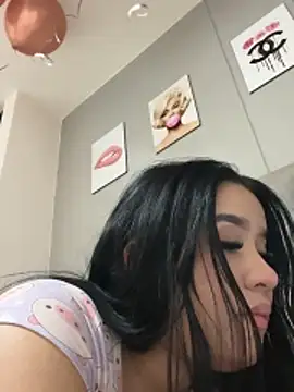 Aliciawhitee online show from October 11, 2:05 am