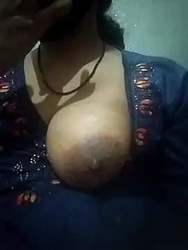 baddy8008 online show from October 24, 4:25 pm