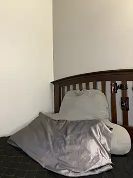 dieseldame1313 online show from October 25, 10:49 pm