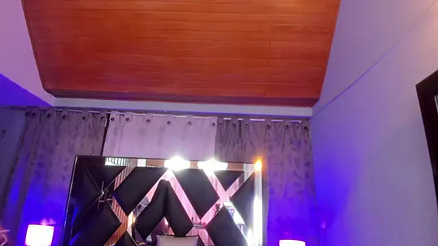 Emma Petiite online show from December 20, 6:56 pm