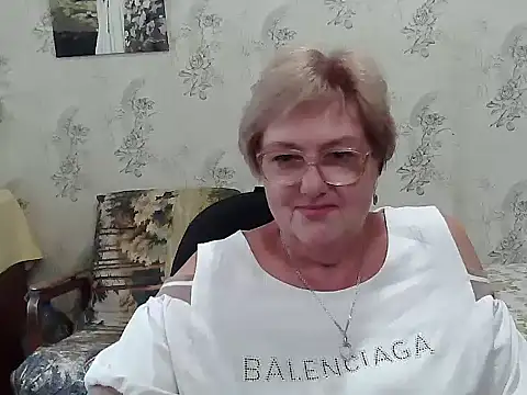 Snapshot of Renata62011 chatting on September 9, 1:33 pm Renata62011 online show from September 9, 1:33 pm