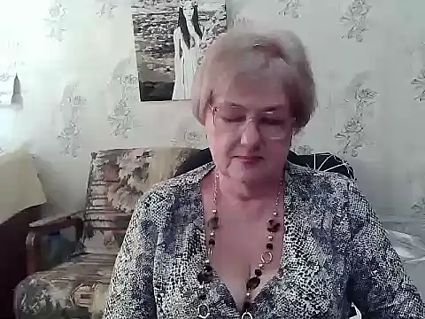 Renata62011 online show from April 6, 11:55 am