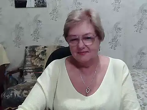 Snapshot of Renata62011 chatting on September 12, 4:03 pm Renata62011 online show from September 12, 4:03 pm