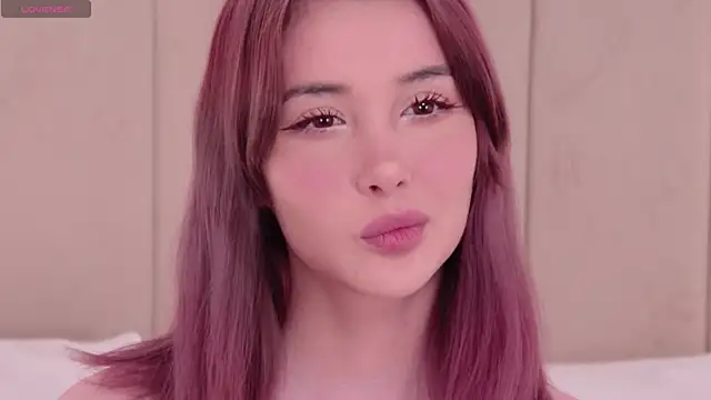 Nesolla online show from November 17, 1:01 pm