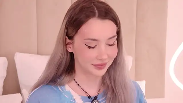 Nesolla online show from March 29, 8:24 am