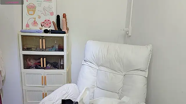 9aunatiis online show from December 13, 8:04 pm