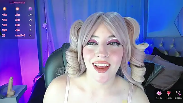 Lulugh  online show from October 19, 7:38 pm