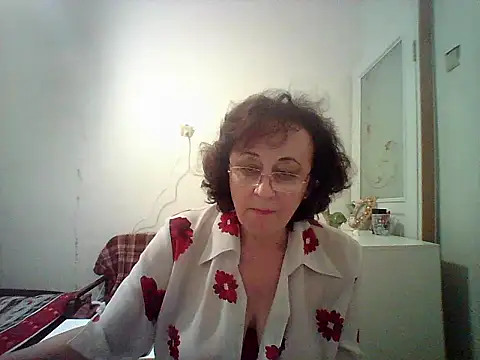 Julia54391 online show from October 8, 5:28 pm