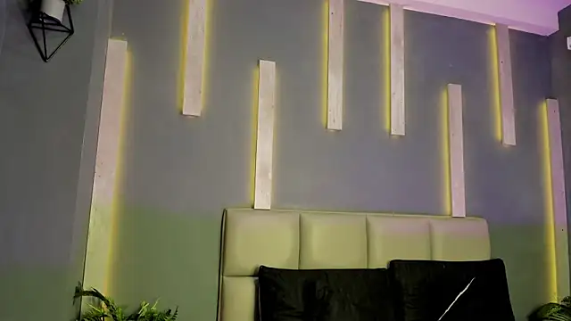 VenusBlazer online show from February 9, 1:46 pm